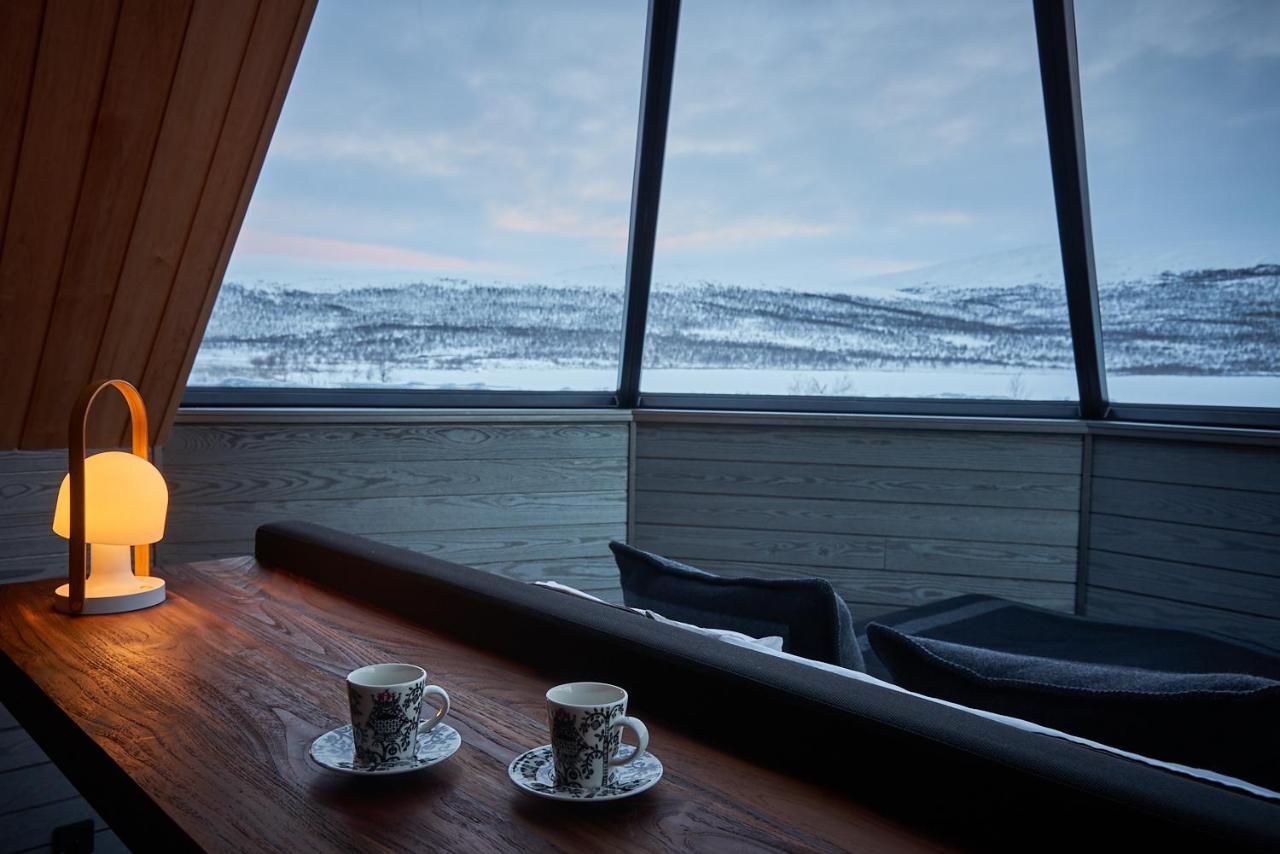 Arctic Land Adventure Glass Igloos Kilpisjärvi Dış mekan fotoğraf